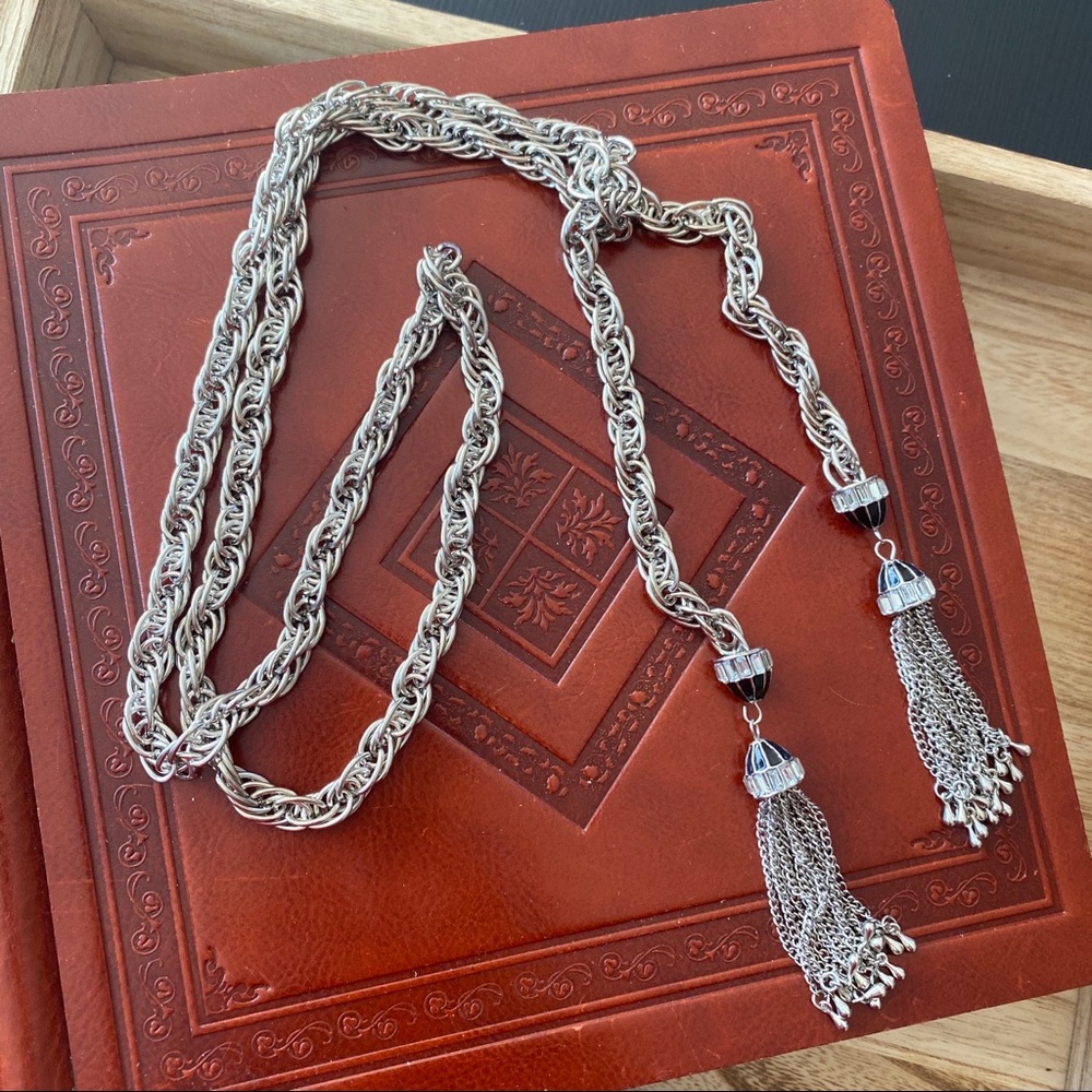 Long metal chain fringe tassel crystal necklace - Picture 2 of 8
